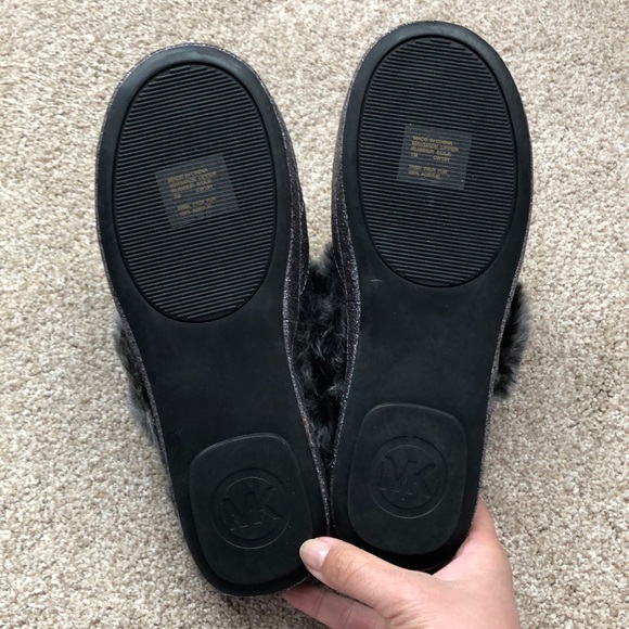 Michael Kors Slippers. Size 7. New! - Picture 4 of 6